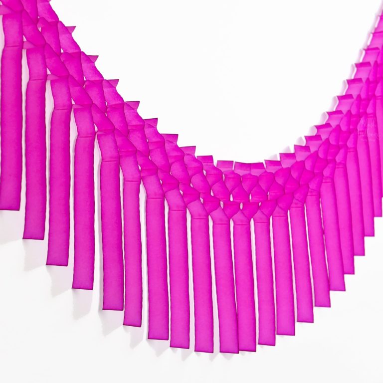 Fringe Tissue Streamer Garland