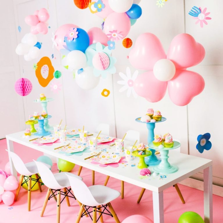Fun Floral Paper Plates