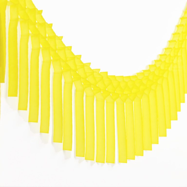 Fringe Tissue Streamer Garland
