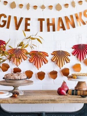 Acorn and Autumn Leaves Thanksgiving Banner