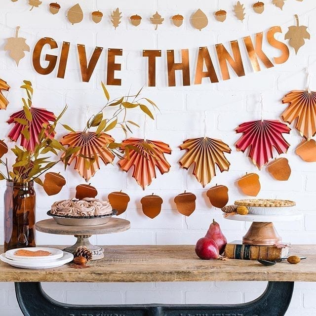 Acorn and Autumn Leaves Thanksgiving Banner