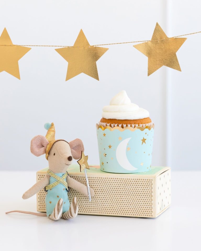 Baby Blue Treat Cups