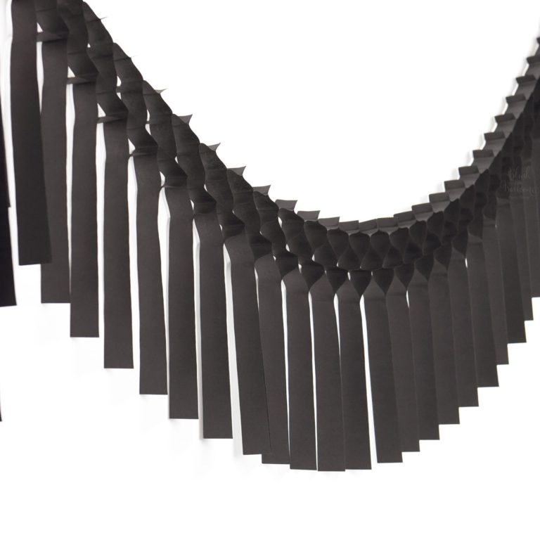 Fringe Tissue Streamer Garland