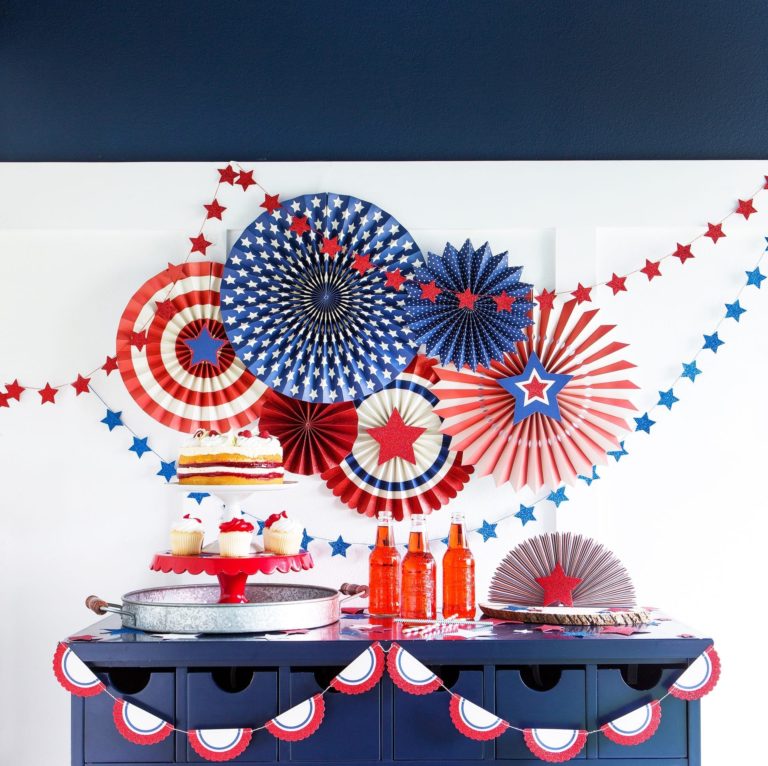 Stars and Stripes Party Fans
